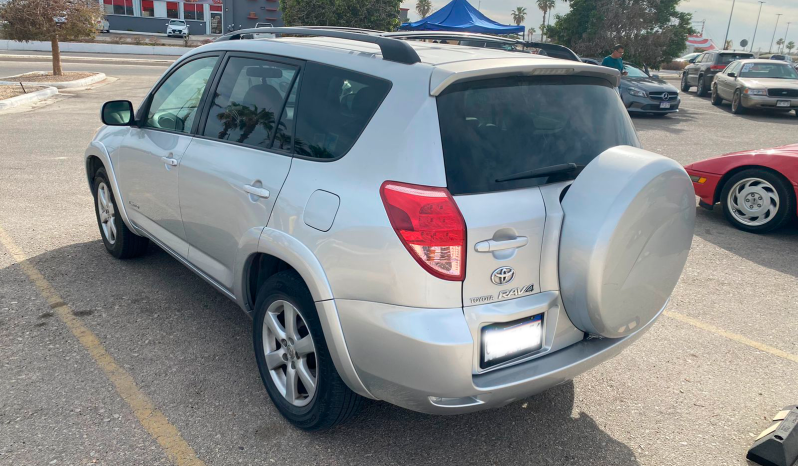 
								Toyota RAV4 2008 full									