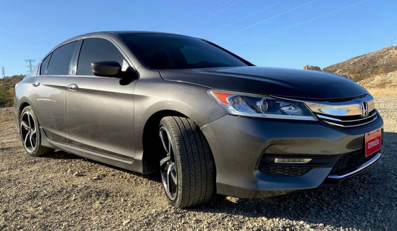 
								Honda Accord Touring 2019 full									