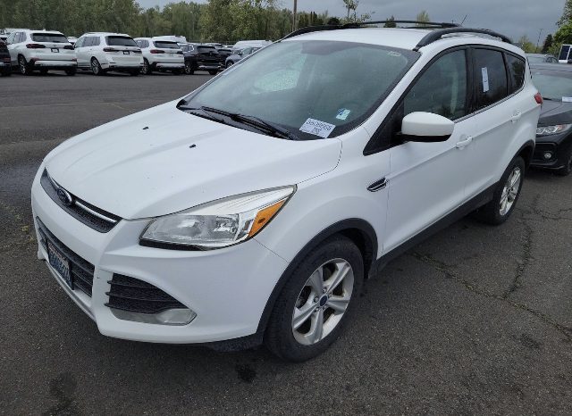 
								Ford Escape 2015 full									