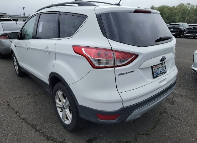 
								Ford Escape 2015 full									