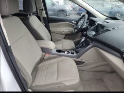 
										Ford Escape 2015 full									