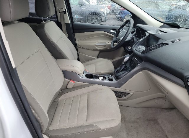 
								Ford Escape 2015 full									