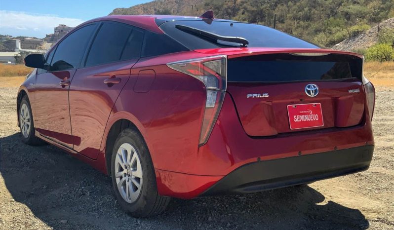 
								Toyota Prius 2017 full									