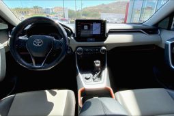 
										Toyota RAV4 2020 full									