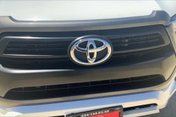 
										Toyota Hilux 2021 full									