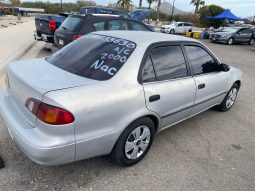 
										Toyota Corolla 2000 full									