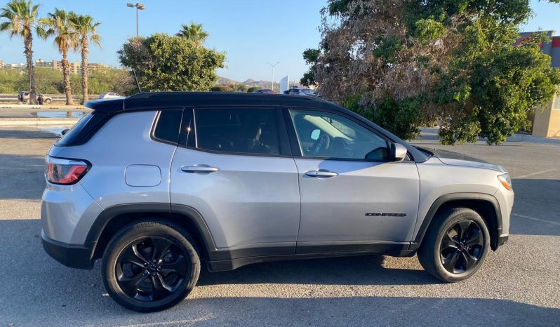 
								Jeep Compass 2018 full									