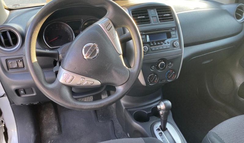 
								Nissan Versa 2016 full									