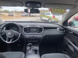 
										Kia Sorento 2017 full									