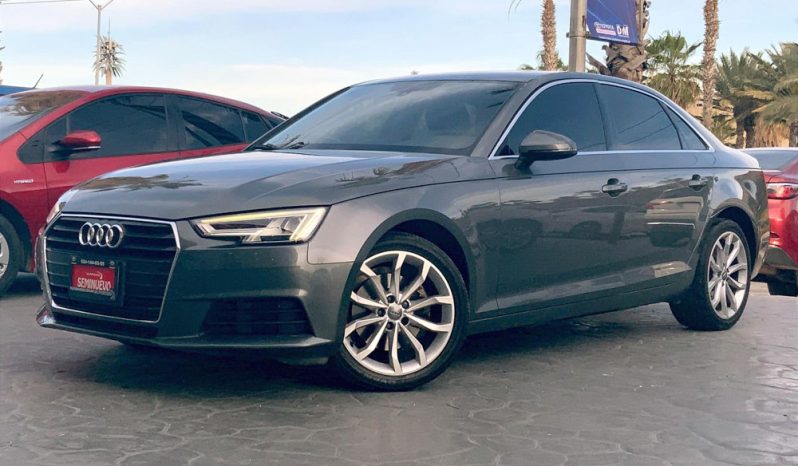 
								Audi A4 2.0 TDI Select 2017 full									