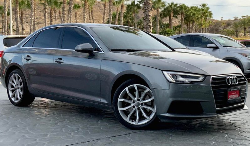 
								Audi A4 2.0 TDI Select 2017 full									