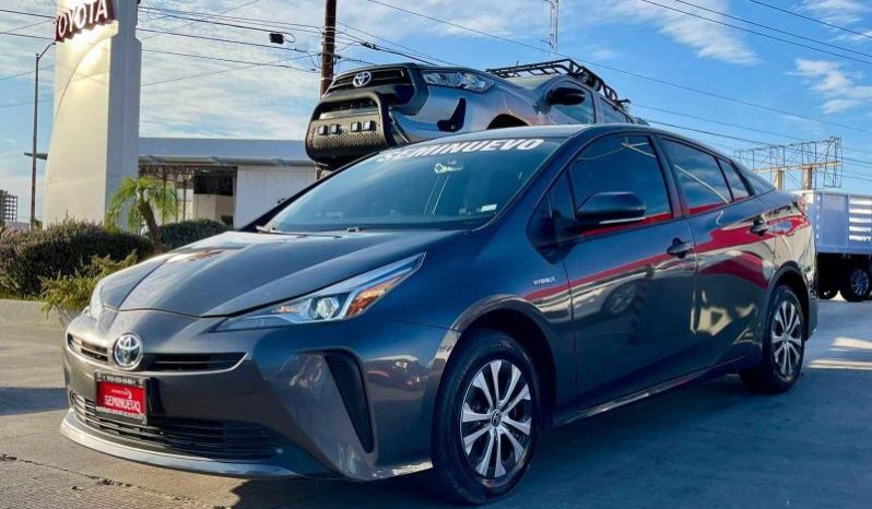 
								Toyota Prius 2022 full									