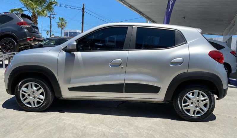 
								Renault Kwid 2020 full									