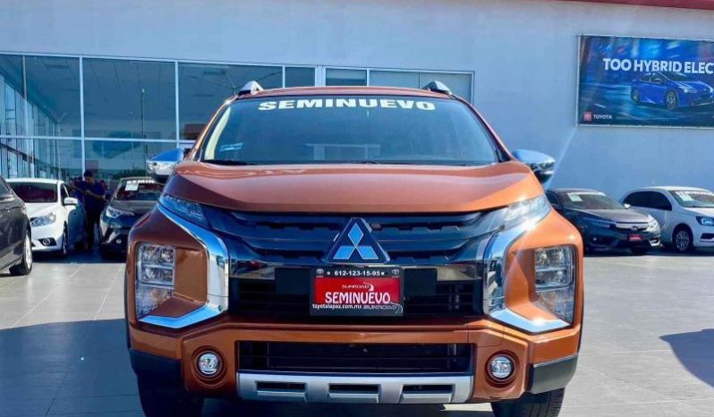 
								Mitsubishi XPander 2022 full									