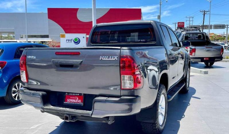 
								Toyota Hilux 2019 full									