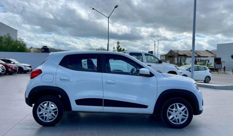 
								Renault Kwid 2020 full									