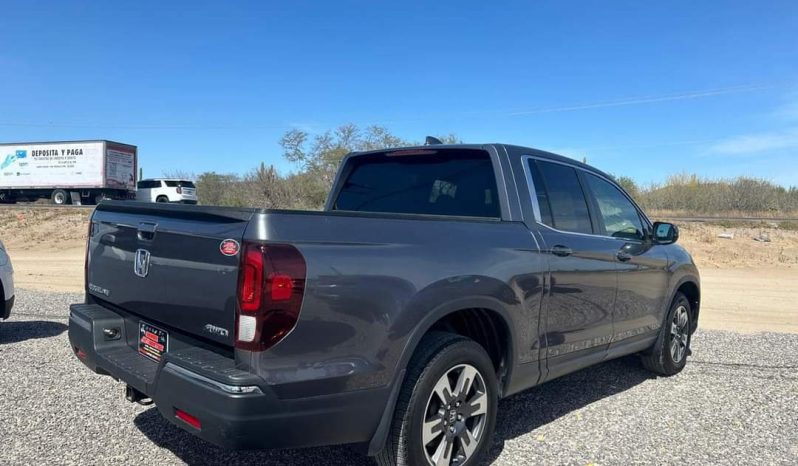 
								Honda Ridgeline 2018 full									