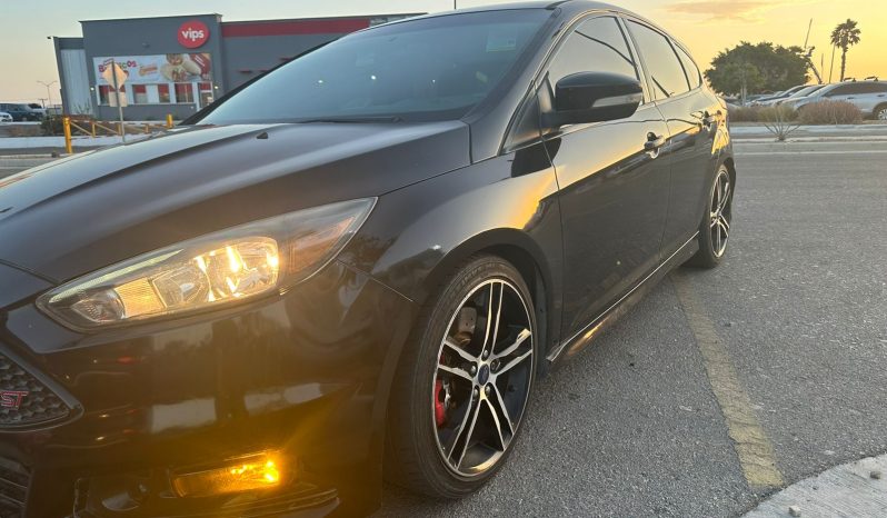 
								Ford Focus ST 2015 full									