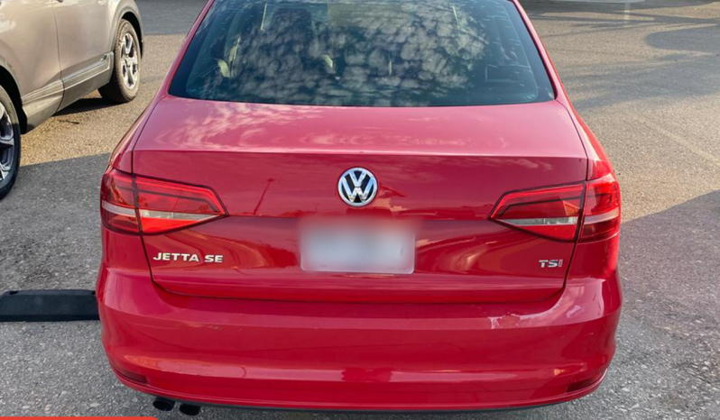 
								Volkswagen Jetta 2015 full									