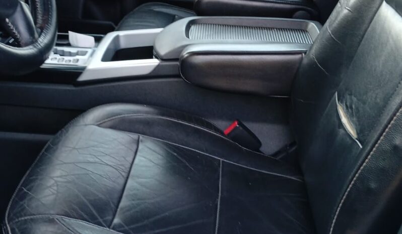 
								Nissan Titan 2014 completo									